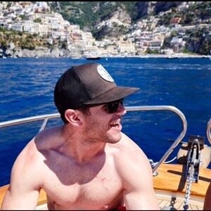 Meet your Posher, Aj